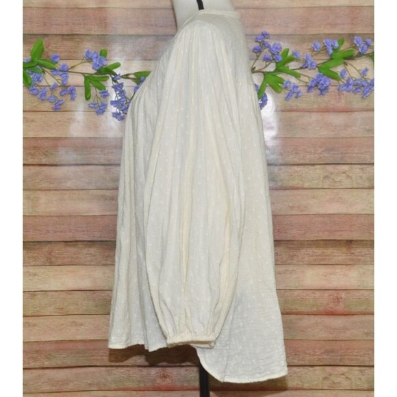 Old Navy Top XXL Plus Pintuck Blouse Cottagecore Peasant Cream Swiss Dot Casual - Picture 4 of 9